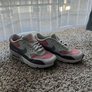 Nike Air Max Sneakers